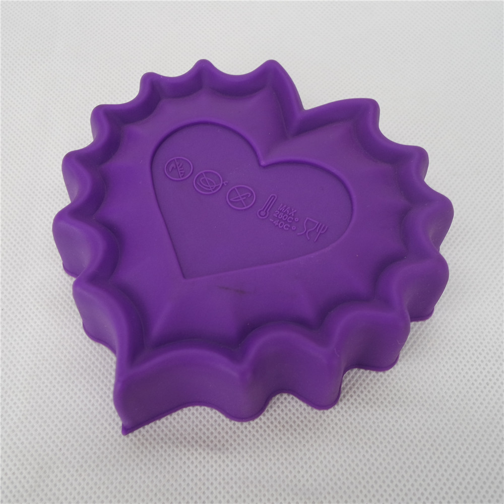 CXKP-2011X	Silicone Bakeware Baking Pan Mini Heart Shape