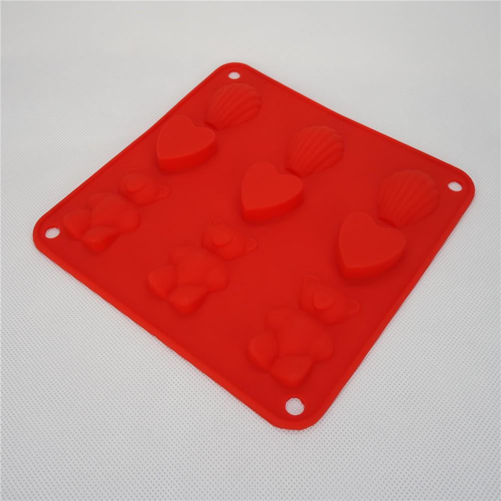 CXKP-8001	Silicone cake mould -heart with bear