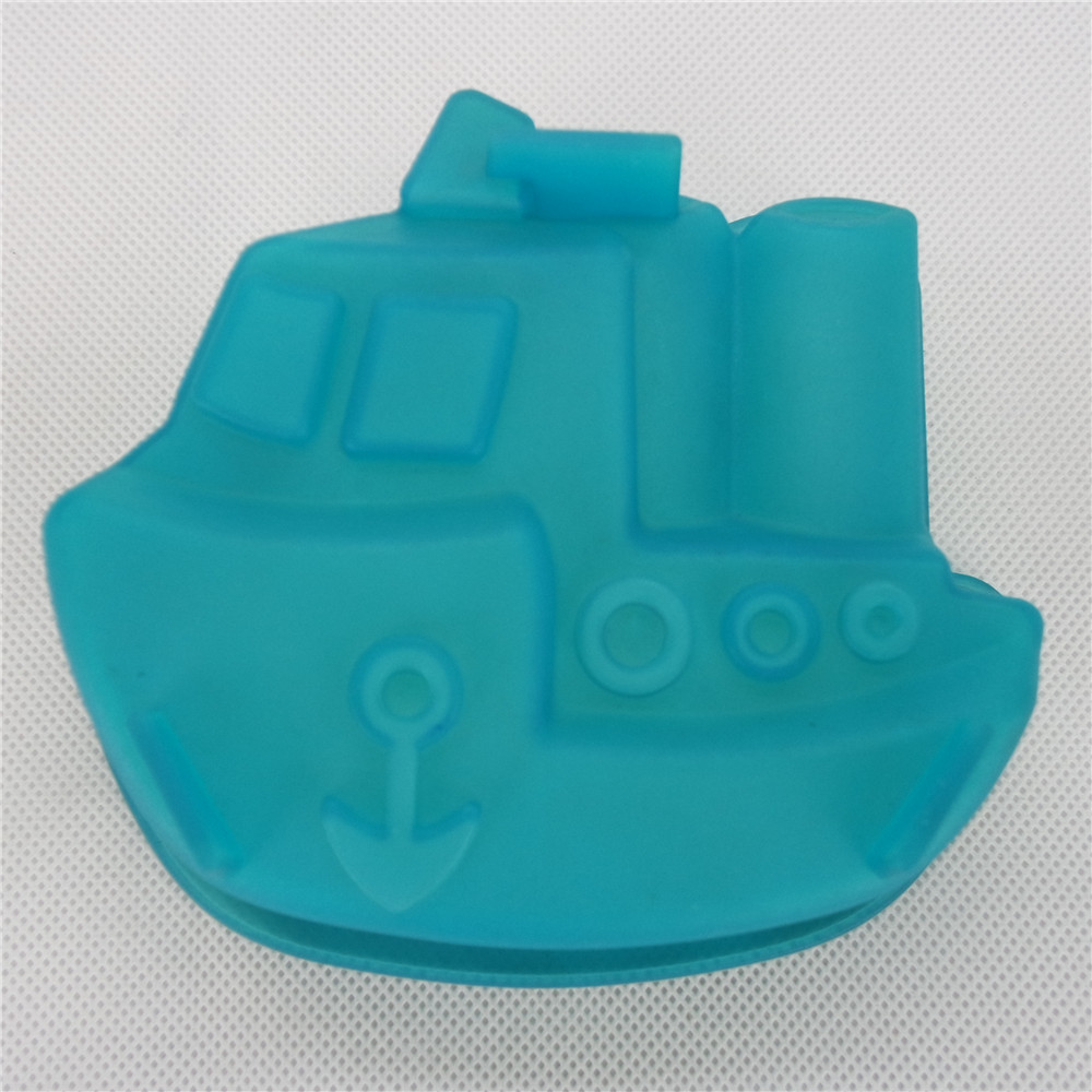 CXKP-2010 I	Silicone Bakeware Baking Pan Mini Corsair Shape