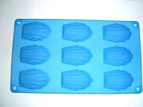 CXKP-2015a Silicone Bakeware  -9 pc Medeleine Pan